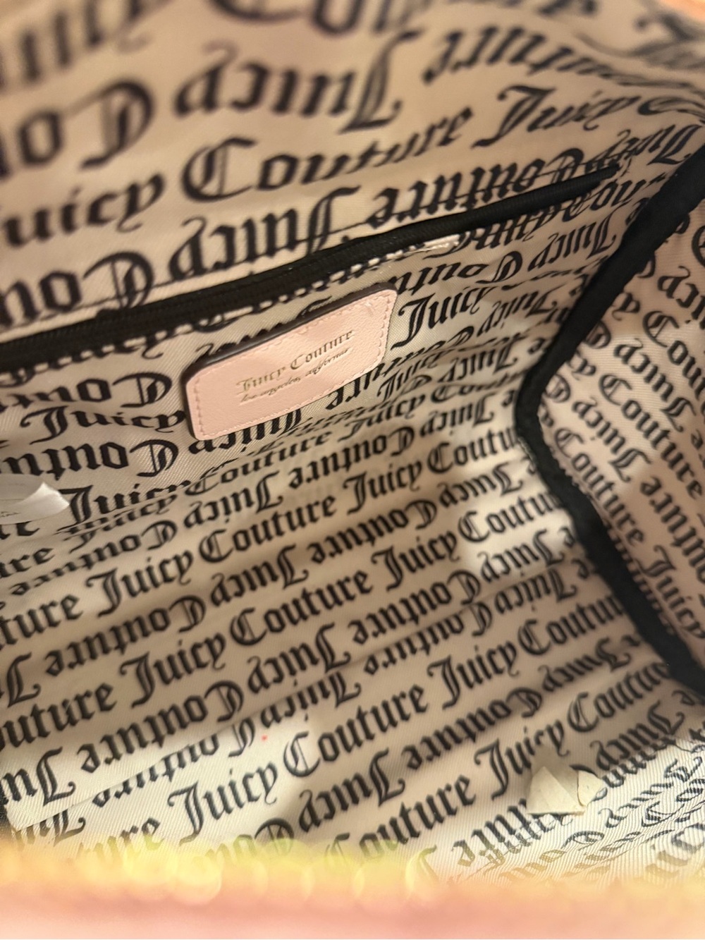 Juicy Couture NWT Blush Pink Crystal-Logo Satchel Crossbody Pink Trim. (P237 - Picture 8 of 10